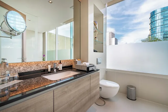 Family, Suite, King and Queen Bed, City View, MUU Bangkok Hotel 4/6