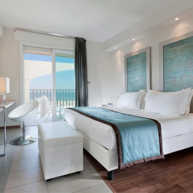Superior, Beach Front, Balcony, Pool Access، Yes Hotel Touring & Spa 1/6