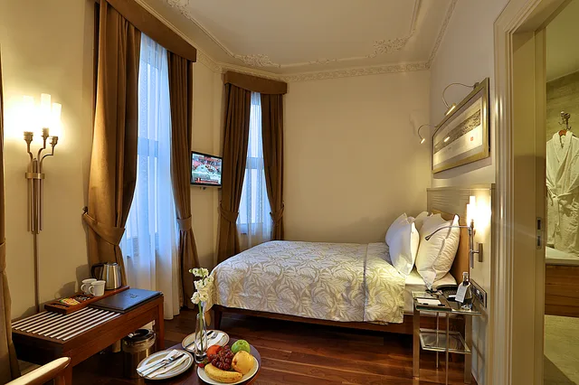 غرفة قياسية بسرير كينج، TAXIM LOUNGE HOTEL 3/5