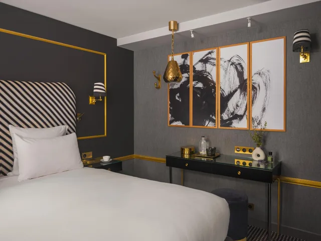 غرفة سوبيريور بسرير كوين، Hotel Snob By Elegancia 4/7