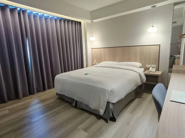 غرفة ركنية بسرير مزدوج أو سريرين منفصلين بحوض استحمام، Forward Hotel Taipei 1/1