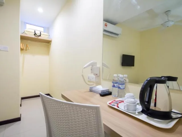 غرفة قياسية بسرير مزدوج، 118 HOTEL MACALISTER 6/6