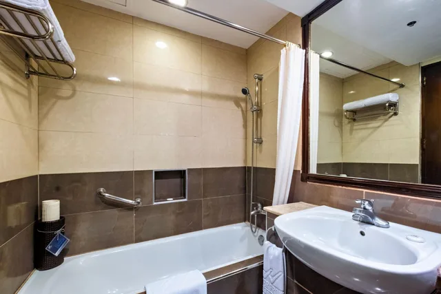 غرفة سوبيريور بسرير فردي، Waterfront Cebu City Hotel and Casino 8/10