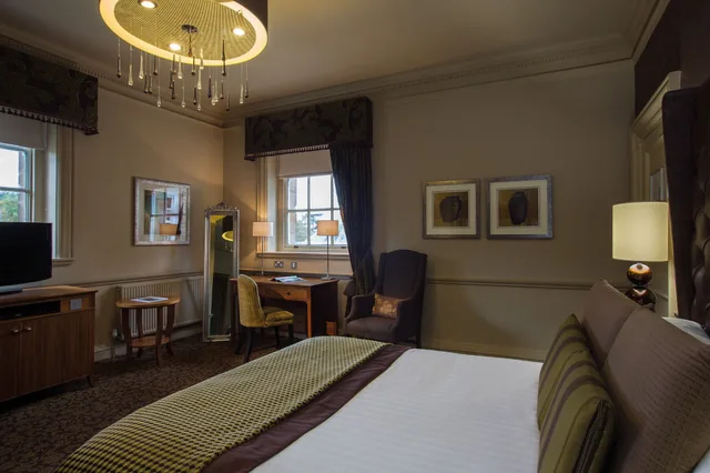 Classic, Double Bed, Crathorne Hall Hotel 1/8