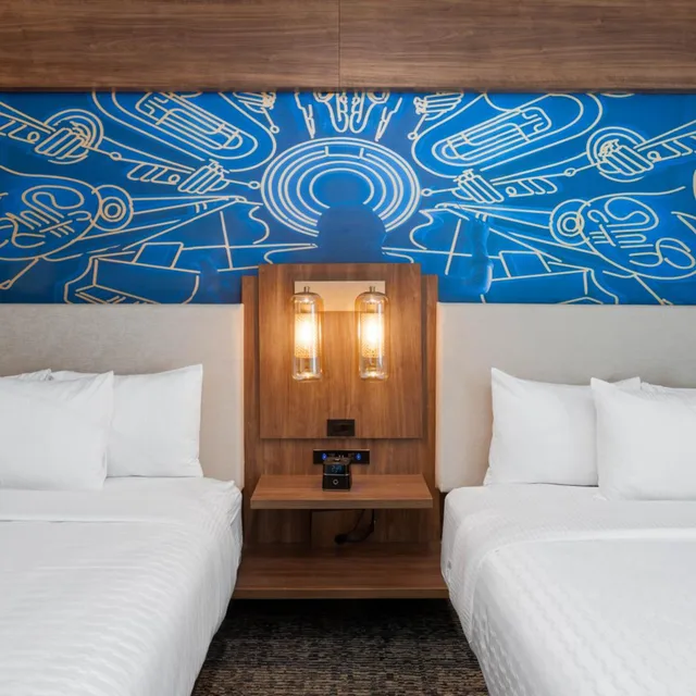 غرفة بسرير كوين لذوي الإعاقة، La Quinta Inn Suites By Wyndham Nashville Downtown Stadium 6/7