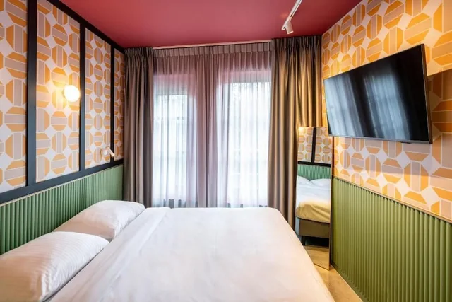 غرفة قياسية بسرير مزدوج، Tourist Inn 3/3