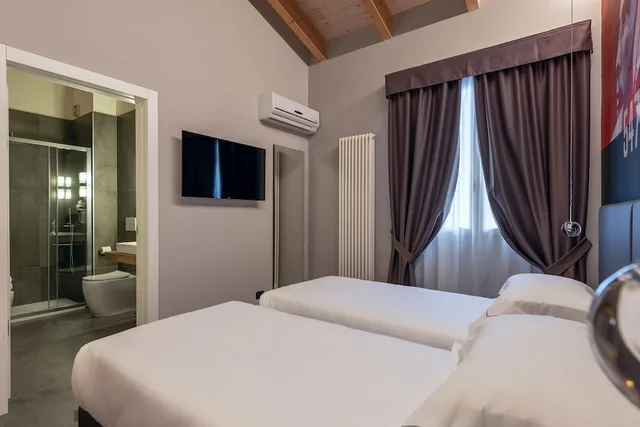 غرفة ديلوكس مفردة بسرير مزدوج، Maranello Village 1/6