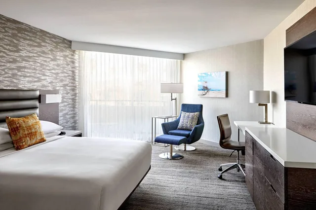 جناح بسرير كينج، Ventura Beach Marriott 2/6
