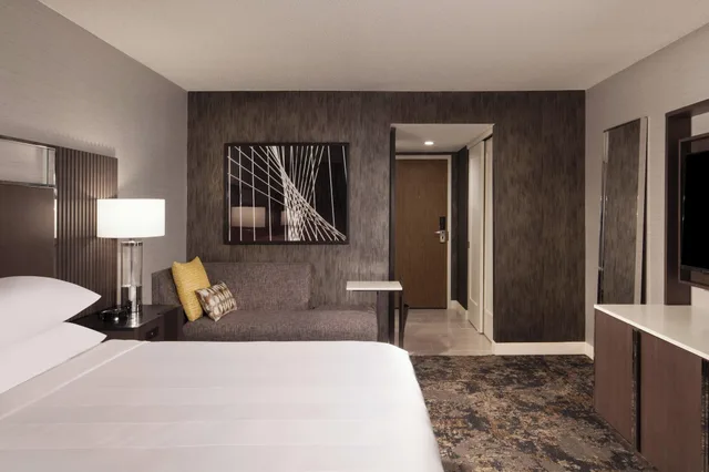 غرفة بسرير مزدوج لذوي الإعاقة، Dallas Fort Worth Airport Marriott 5/7