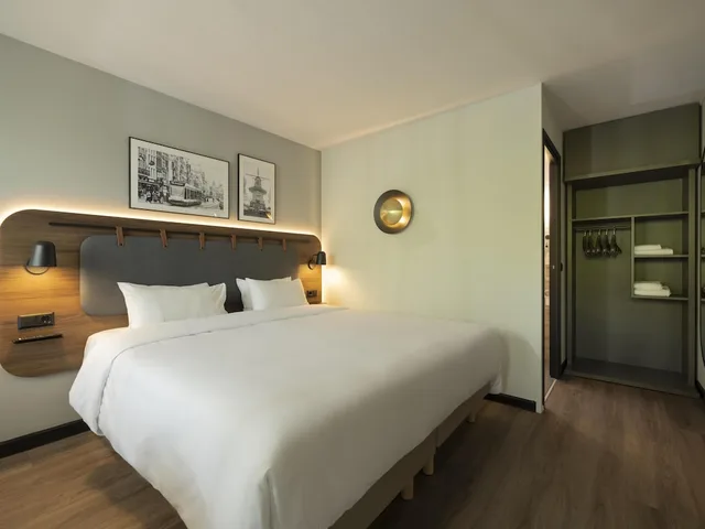غرفة سوبيريور بسرير كينج، Campanile Amsterdam Zuid Oost 3/7