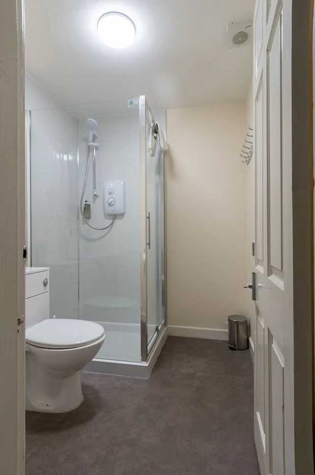 غرفة سوبيريور رباعية بسريرين منفصلين مع أريكة، Callander Hostel 6/6