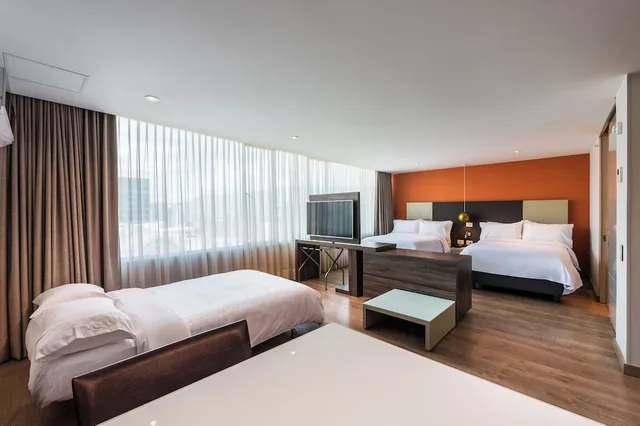 جناح بسريرين منفصلين، HOLIDAY INN EXPRESS MEDELLIN 1/10