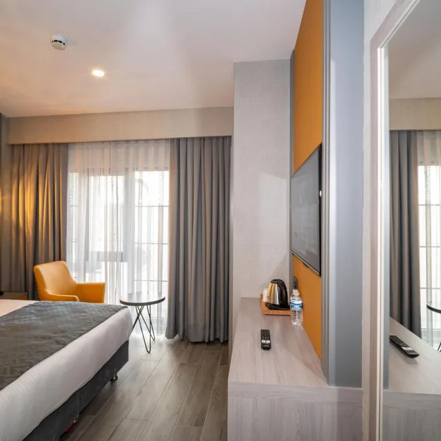 غرفة سوبيريور بسرير كينج، Icon Hotel Bomonti Istanbul 4/6