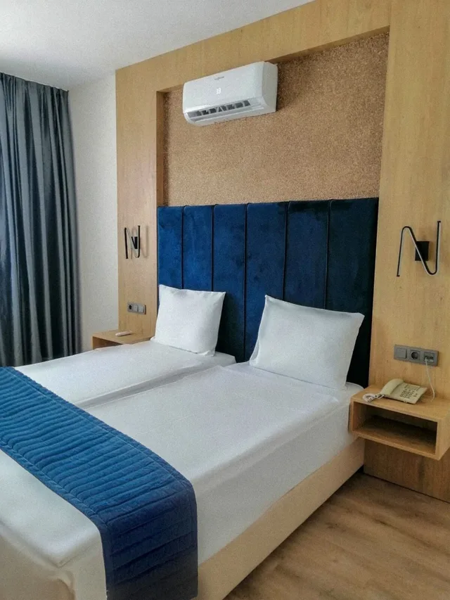 غرفة قياسية بسريرين منفصلين بإطلالة على المسبح، Nashira City Resort Hotel 1/8