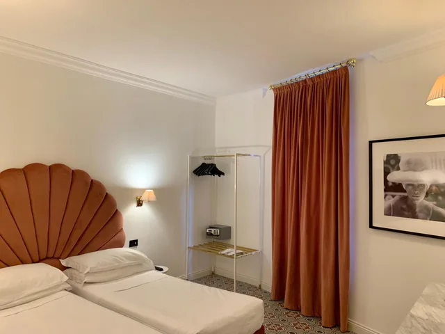 غرفة بسرير مزدوج أو سريرين منفصلين، Demidoff Hotel 8/10