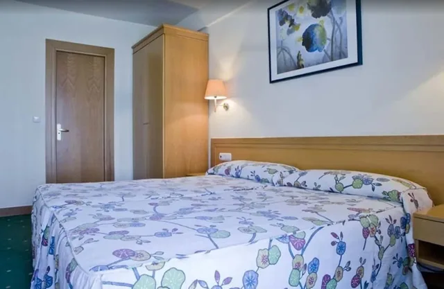 غرفة بسريرين منفصلين، Hotel Zaragoza Plaza 3/10