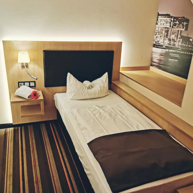 غرفة مفردة، Hotel Fortune 1/5