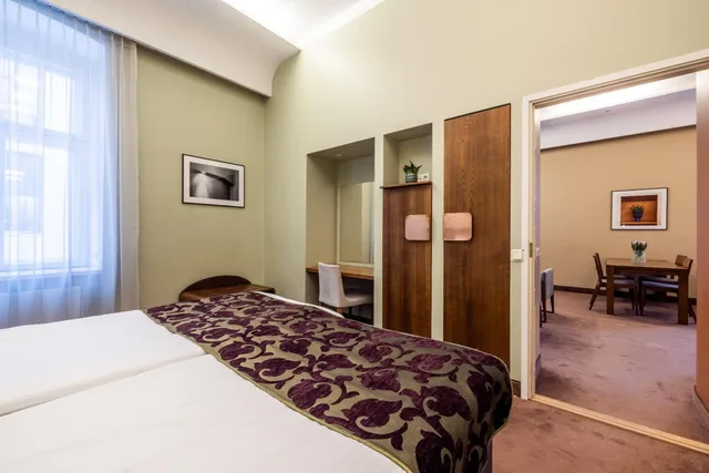 Suite, Sauna، London Hotel 2/5