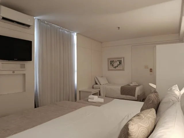 غرفة سوبيريور رباعية، Boulevard Plaza Hotel 3/10