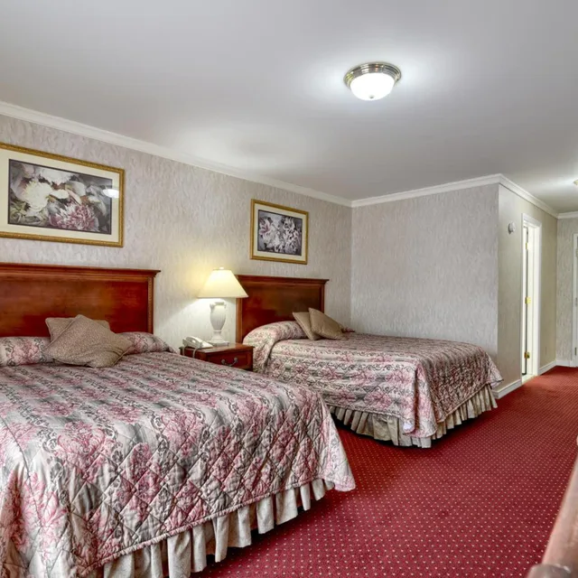 غرفة ديلوكس بسرير مزدوج بشرفة، Roosevelt Inn And Suites 4/10