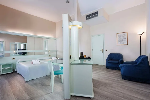جناح جونيور بسرير كوين، Savoia Thermae Spa 6/10