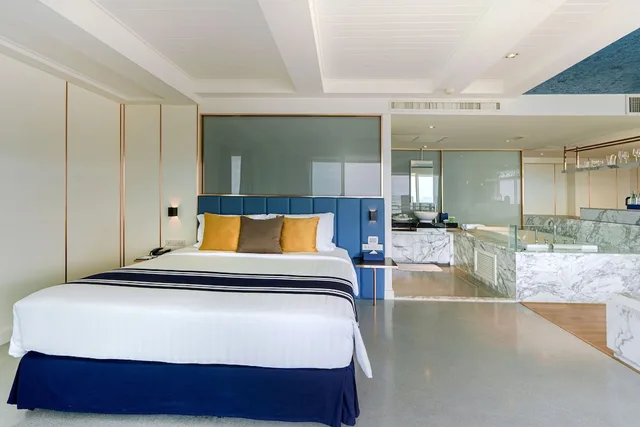 Suite, Double Bed, Ocean Front، The Cruise Hotel 3/10