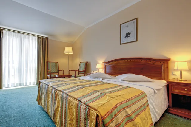 Premium, Double Bed, Side Sea View، Hotel Laurentum 3/7