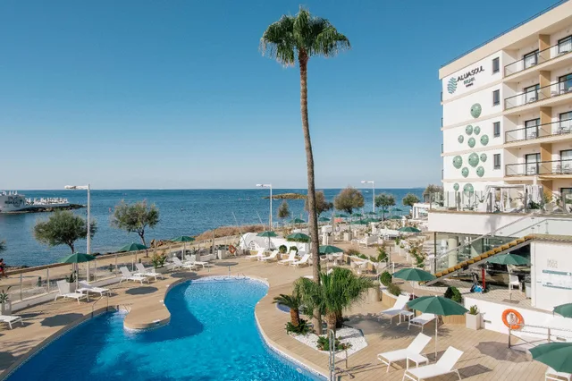 غرفة بإطلالة جزئية على البحر، AluaSoul Palma Hotel - Adults only 1/1