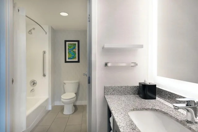 Suite, Queen Bed, Residence Inn By Marriott Boston Back Bay Fenway 5/10