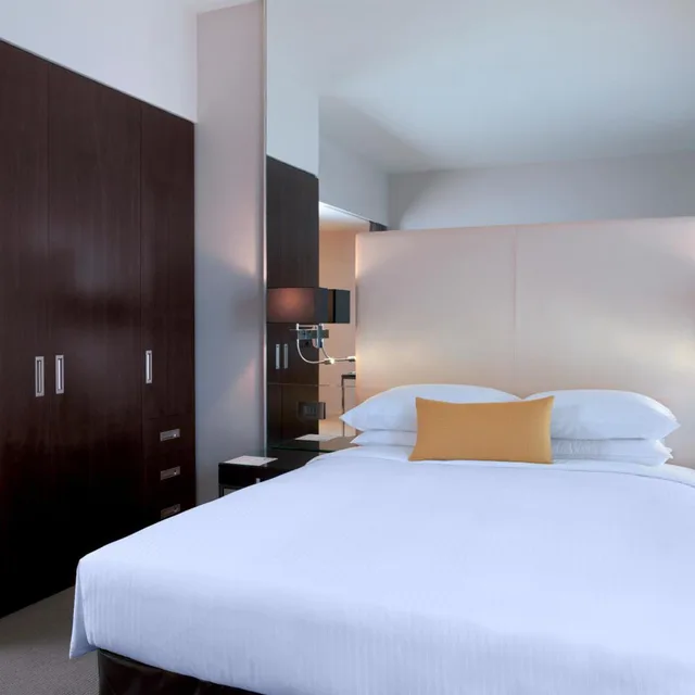 استوديو بسرير كينج وسرير كوين بمطبخ صغير، Centro Capital Centre By Rotana 1/8
