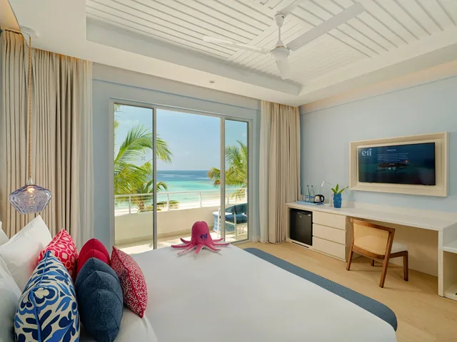 Sky, Studio، ERI Maldives 1/1