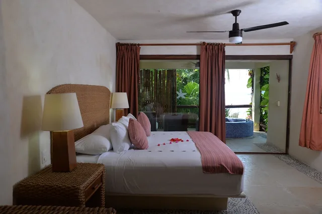 غرفة بسرير كينج، Aura del Mar Hotel 2/2