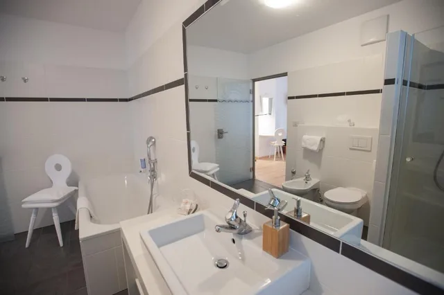 غرفة تنفيذية بسرير مزدوج أو سريرين منفصلين، Parkhotel Sole Paradiso 5/18