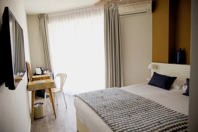 Room, Queen Bed, Hill View, Terrace، Boutique Hotel and Spa la Villa Cap Ferrat 1/2