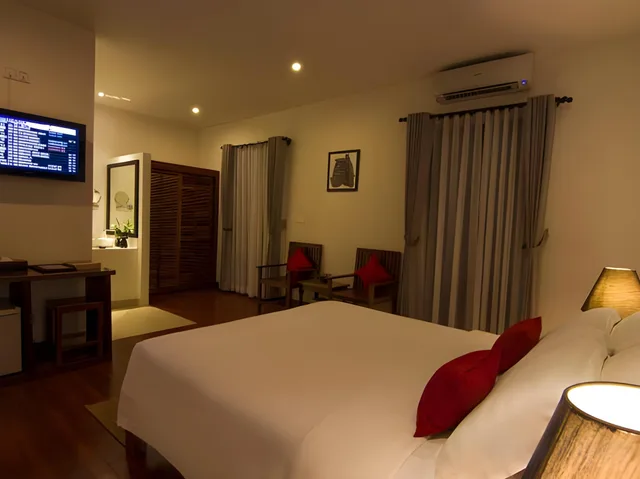Super, Deluxe, Balcony، Apsara Centrepole Hotel 2/3