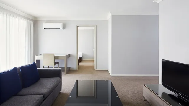 Pinnacle Apartments, Canberra 30/43
