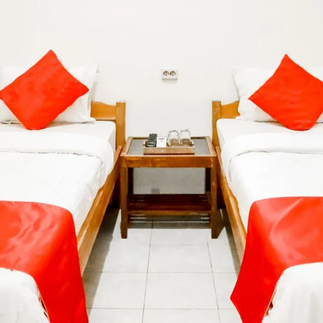 غرفة قياسية بسريرين منفصلين، OYO 465 Alam Citra Bed & Breakfast 7/7