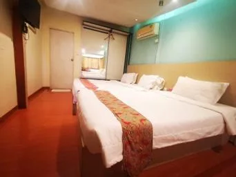 غرفة عائلية بسرير كوين وسرير فردي بإطلالة على البحر، Hello Bintan Beach Cottages 1/1