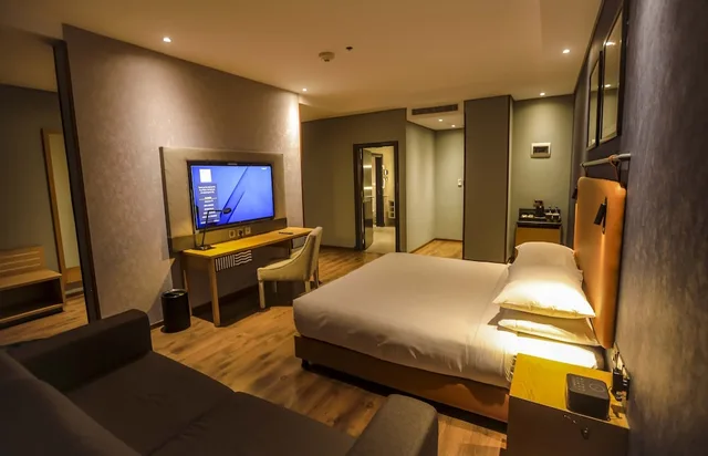 جناح جونيور بسرير كينج، Four Points By Sheraton Kigali 3/5