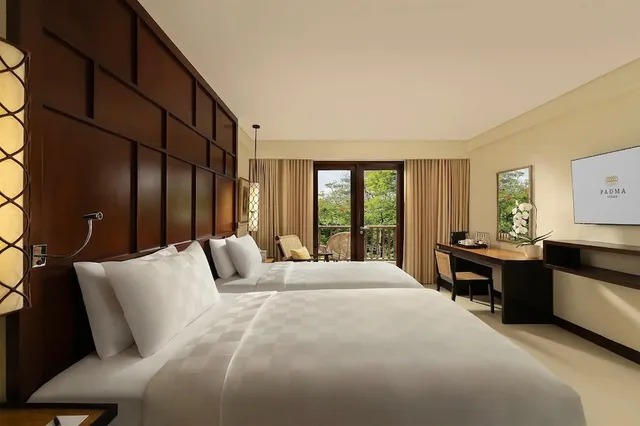 Deluxe, King Bed, Padma Resort Legian 1/10