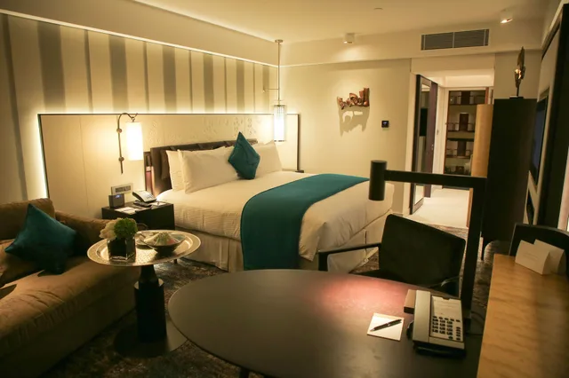 جناح بسرير كينج بإطلالة على البحر بشرفة، InterContinental Muscat 7/10