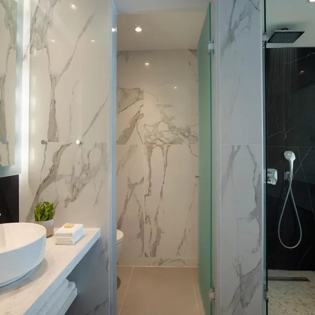 جناح غراند بإطلالة على البحر بمسبح خاص، Epic Blue Suites & Villas 1/2