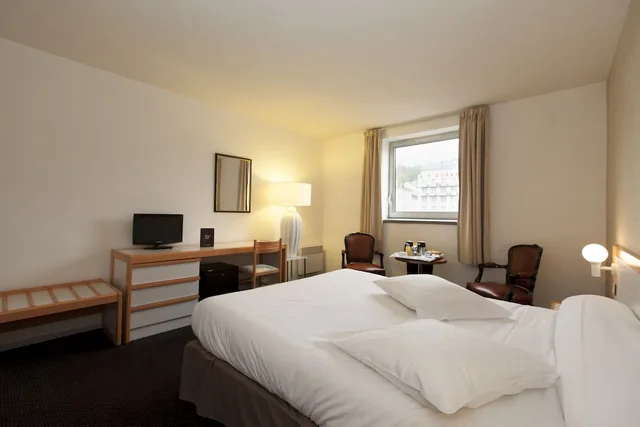غرفة بسرير مزدوج أو سريرين منفصلين، Hotel Paradis De Lourdes 3/10