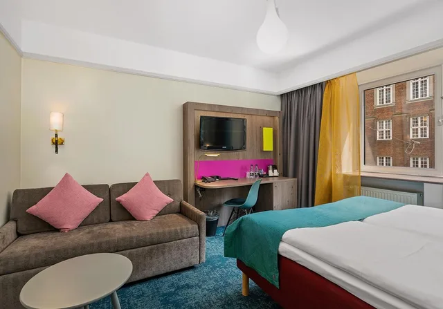غرفة كلاسيكية بأربعة أسرّة، Profilhotels Richmond 4/7
