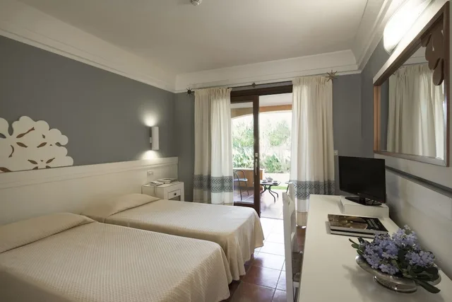 شقة بغرفتي نوم بمطبخ صغير، Lantana Resort Hotel and Apartments 1/6