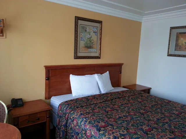 غرفة بسريرين مزدوجين، Tower Motel Long Beach 1/10