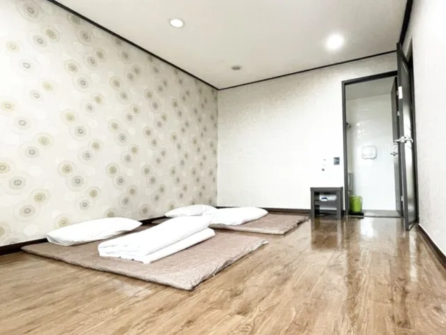Family, Suite, 1 Single and 2 Double Beds، Jeju Cordelia Resort 3/6