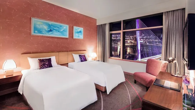 غرفة سوبيريور بسريرين منفصلين بإطلالة على المدينة، Grand Mercure Danang 6/9