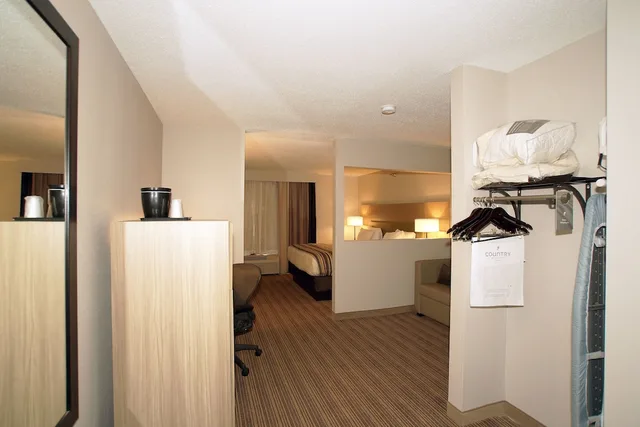 جناح استوديو بسرير كينج مع أريكة، Country Inn & Suites by Radisson Greenfield IN 6/9