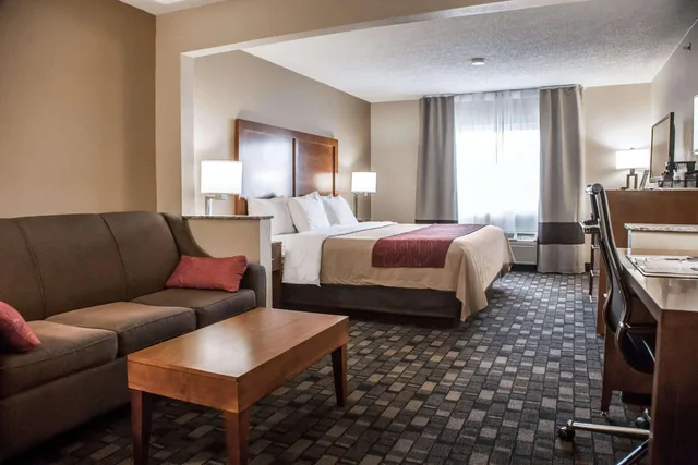 جناح بسرير كينج، MainStay Suites Joliet I-55 2/2